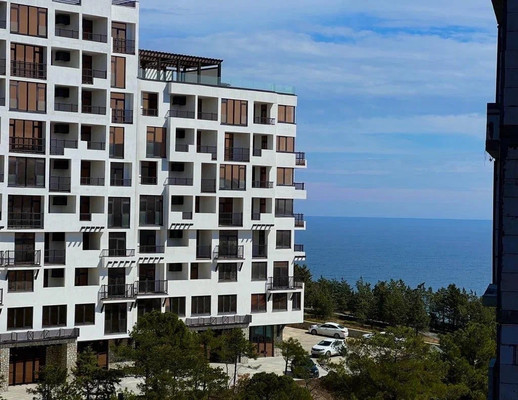 Купить --комнатную квартиру