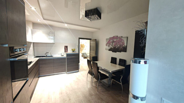 Купить 3-комнатную квартиру