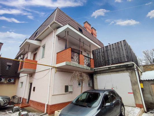 Снять  помещение свободного назначения