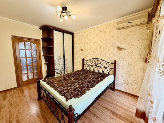 Купить 3-комнатную квартиру